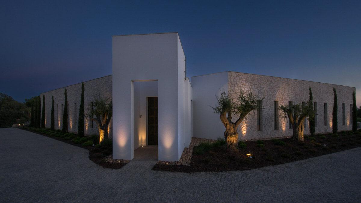 private-villa-lighting-4