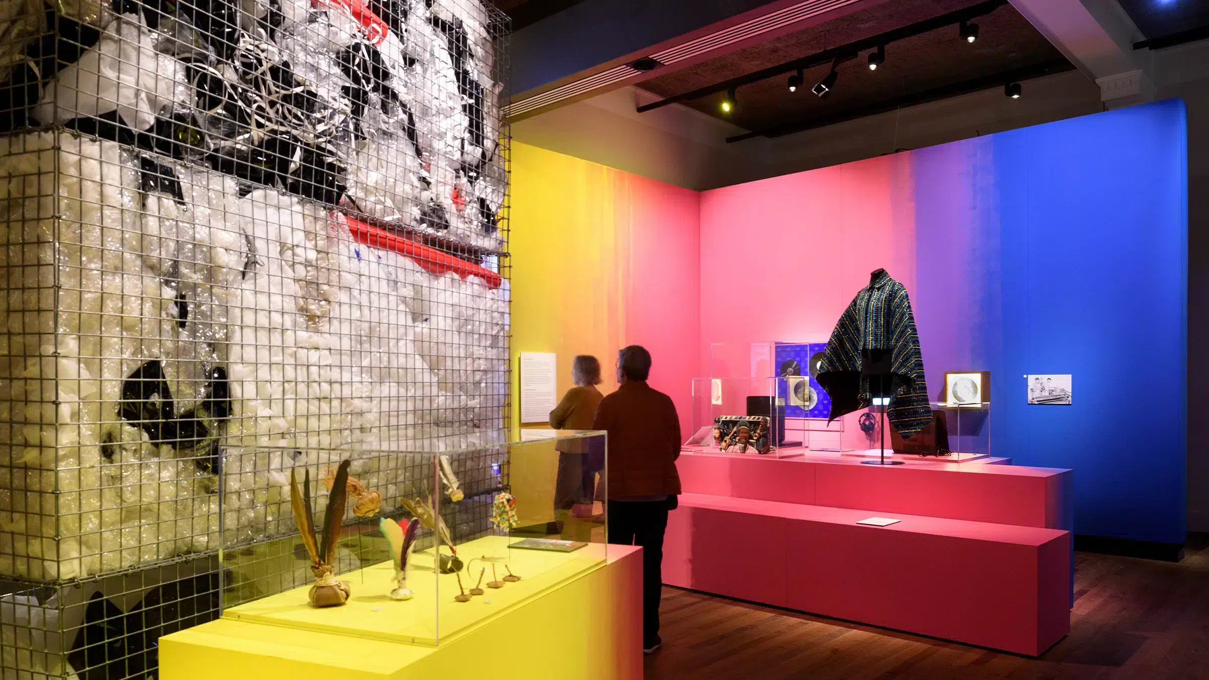 Tropenmuseum_Plastic_Crush_2